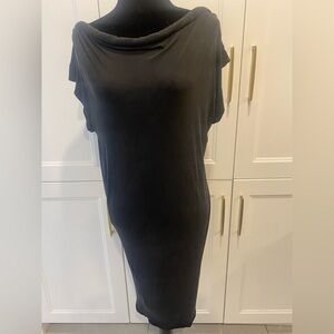 DIESEL Black short sleeved Relaxed Tunic dress compliments figure Size Medium